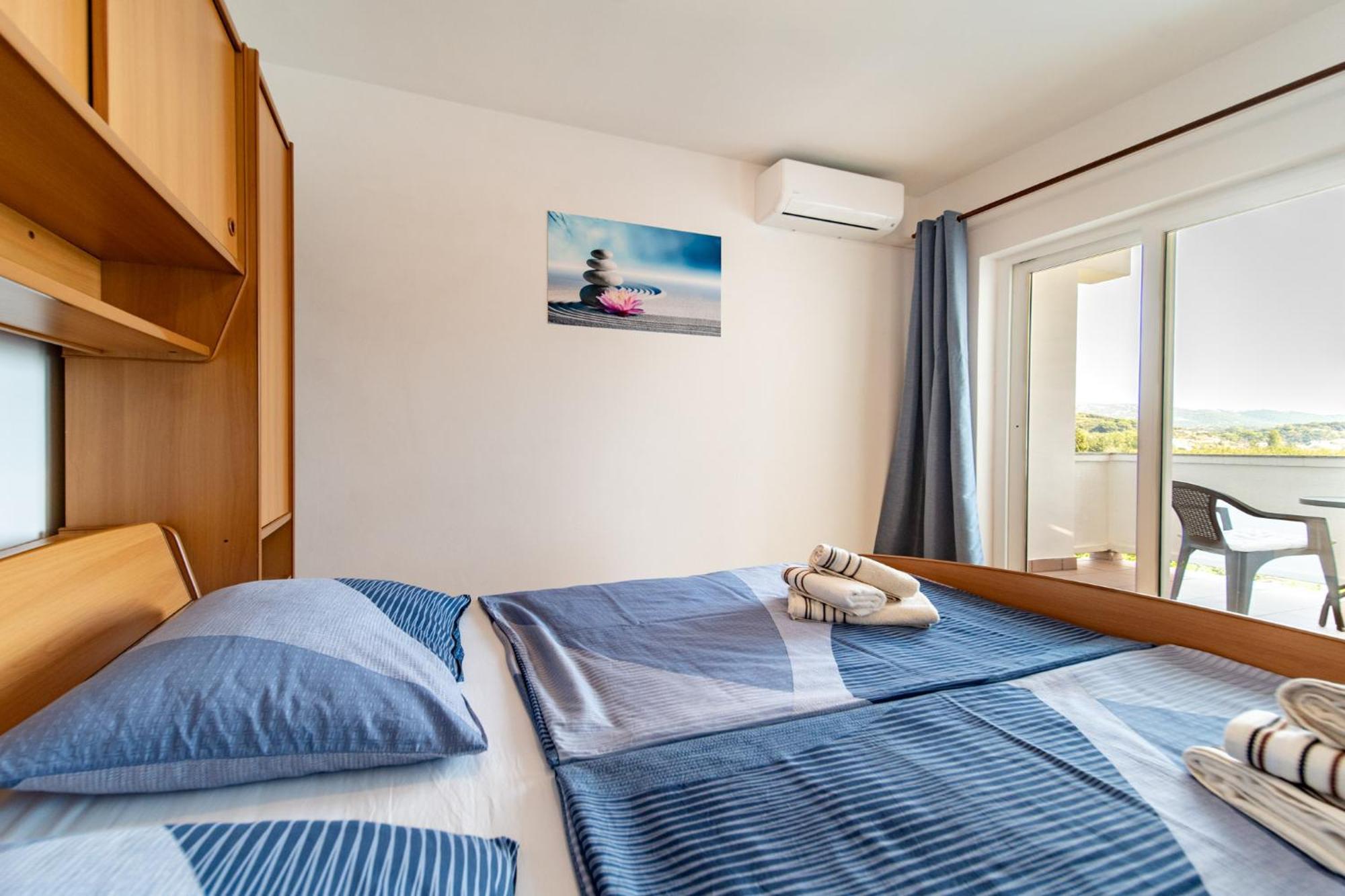 Apartma Lores Rab Town