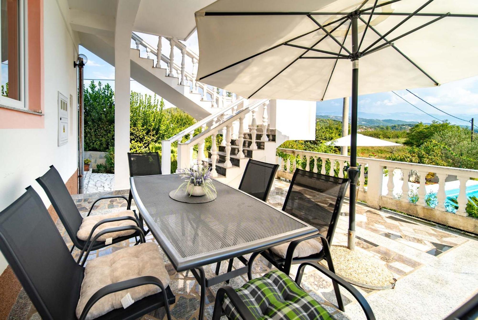 Lores Apartma Rab Town